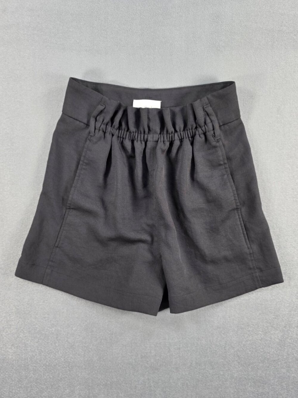 Aritzia Wilfred Womens Shorts Size 6 Black High Rise Elastic Waist Pockets